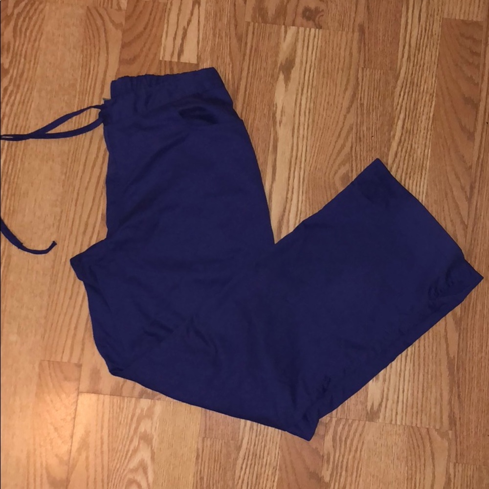 Grey’s Anatomy scrub pants